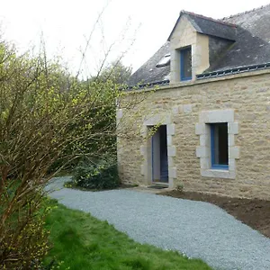  Hébergement de vacances Maison A Locrio France